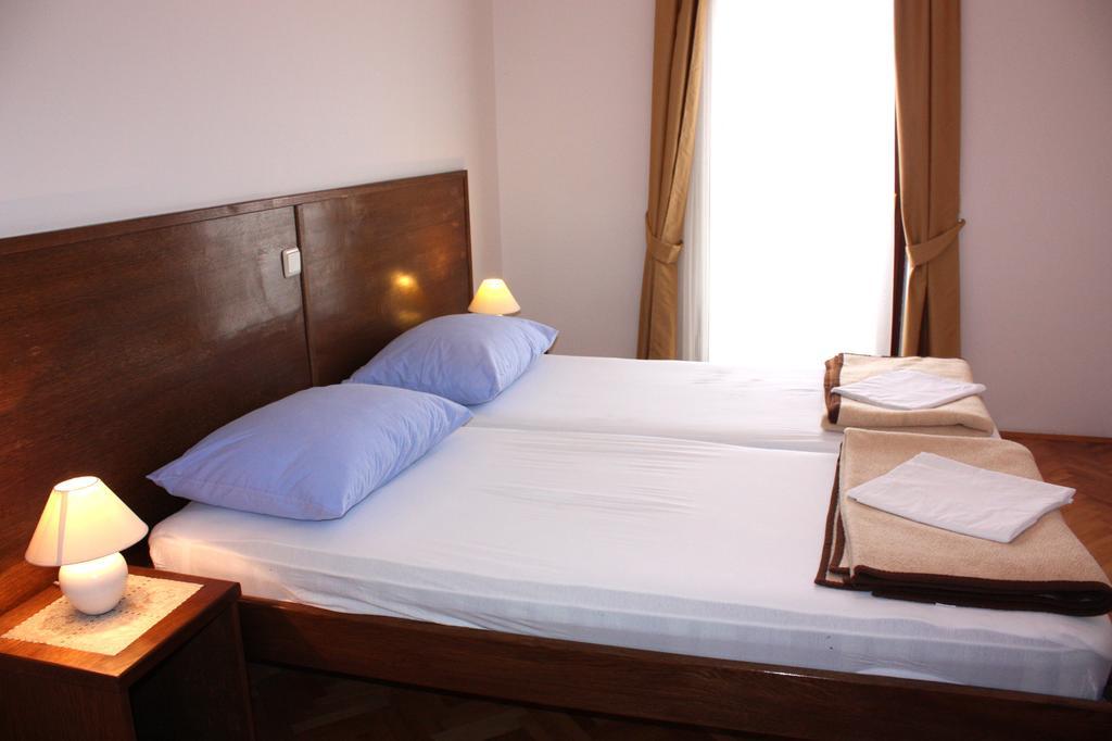 MB Bed&Breakfast Pag Town Zimmer foto